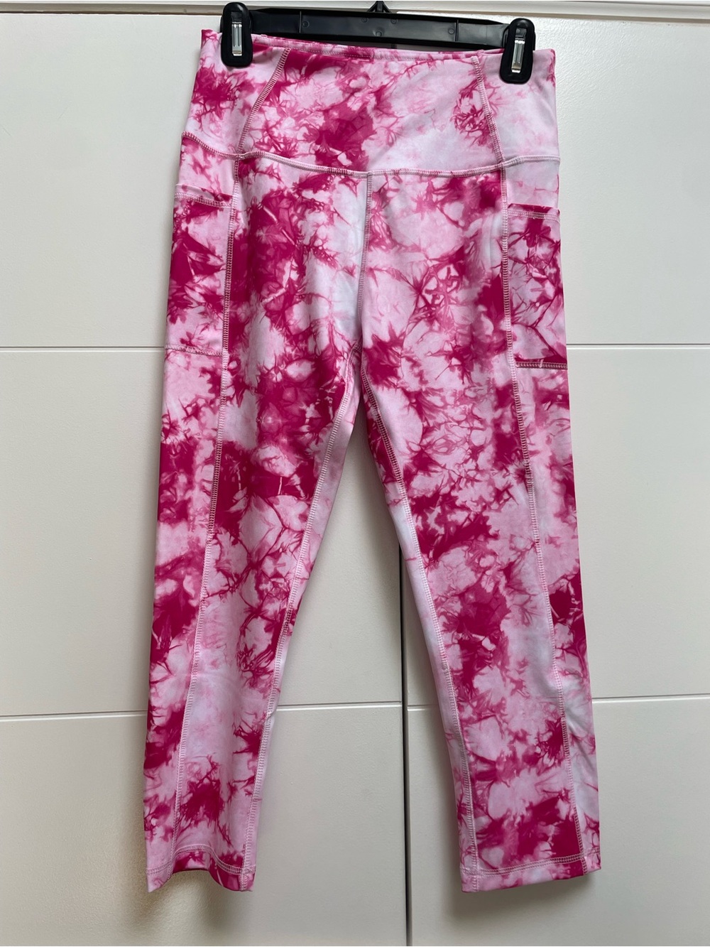 X by Gottex Capri Vanessa Capri Leggings in Pink Tie Dye SZ M women’s